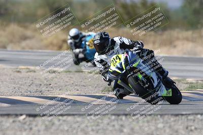 media/Oct-04-2025-CVMA (Sat) [[408bcdd6e4]]/Race 10-Amateur Supersport Middleweight/